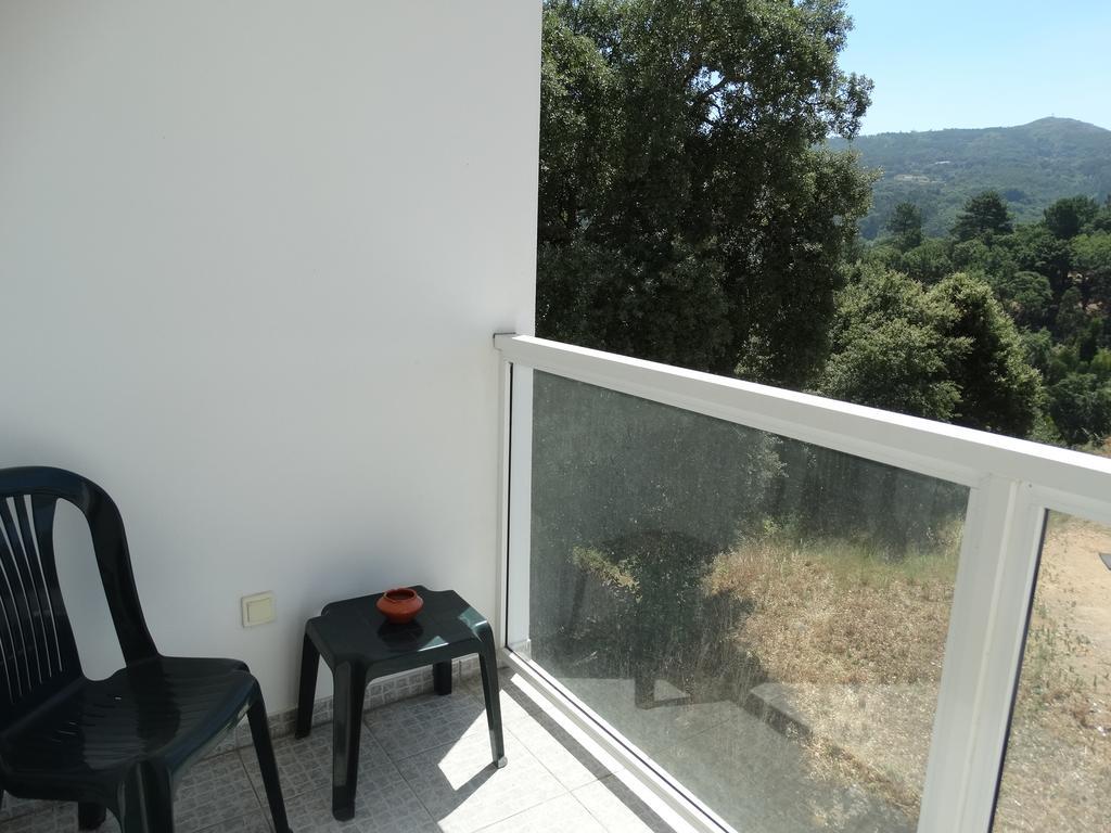 Hospedaria Descansa Pernas Monchique Esterno foto